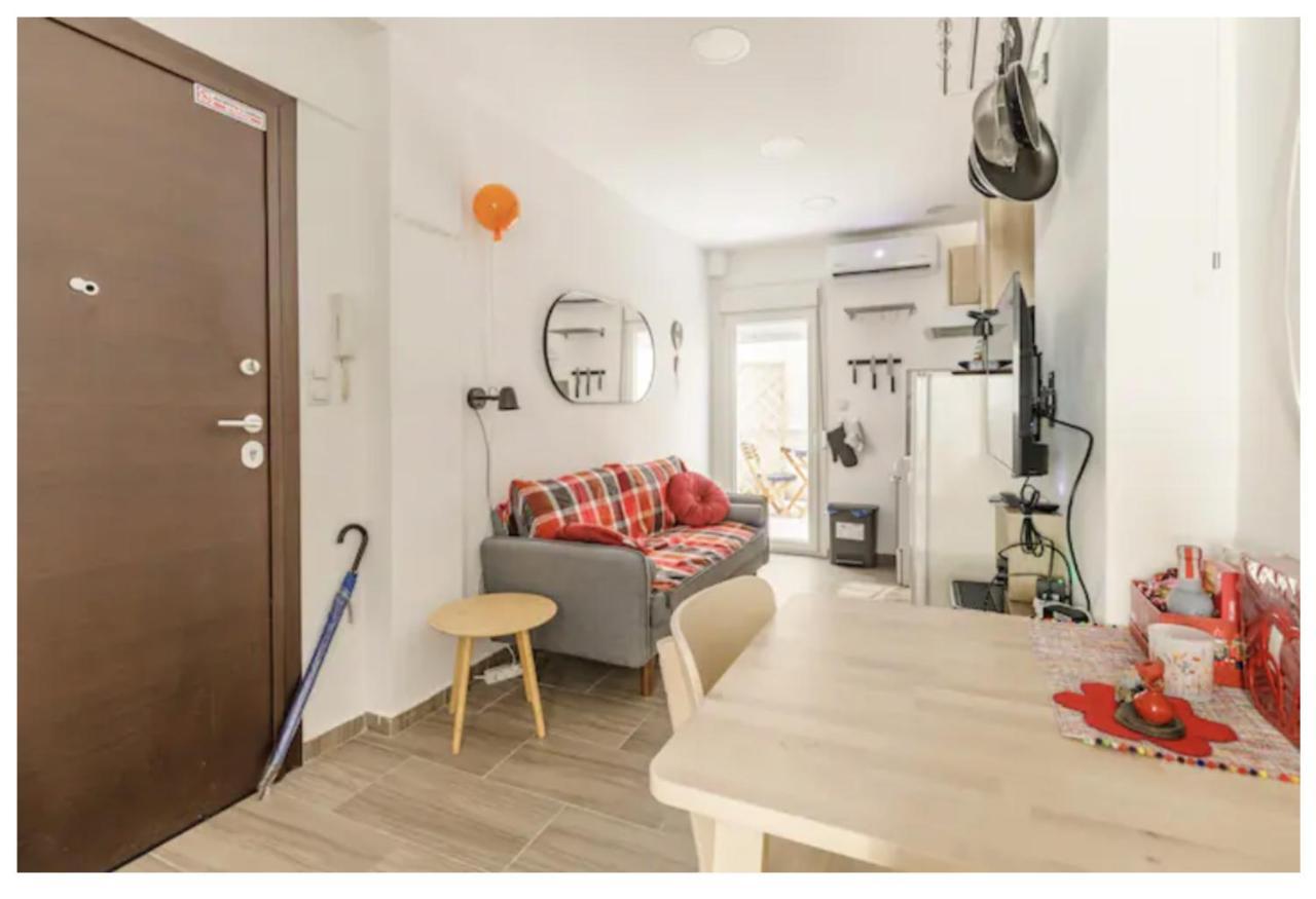 Lovely Small Apartment #2 테살로니키 외부 사진